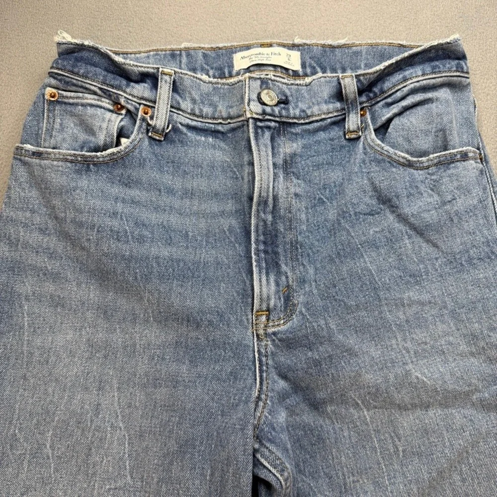 Abercrombie & Fitch Jeans The 90s Straight Ultra High Rise 29 8R (FIT 30) Denim